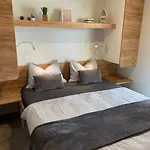 Mobilehome Ive U. Slavka Campsite Jezera