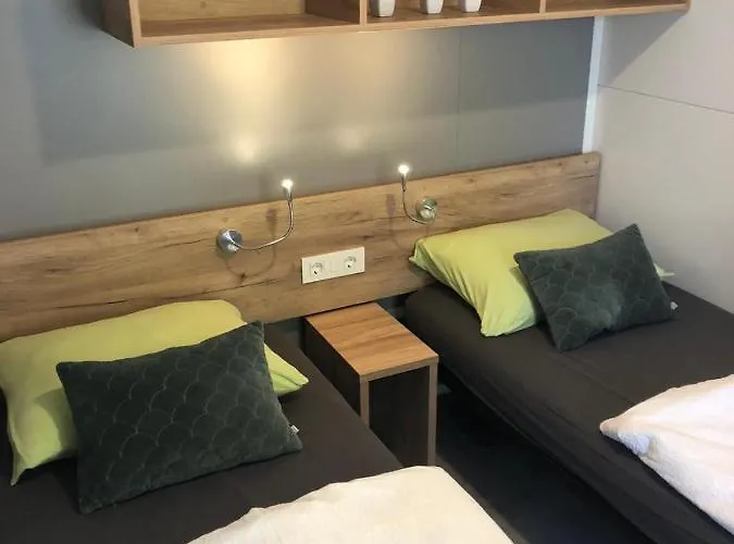 Mobilehome Ive U. Slavka Κάμπινγκ Jezera