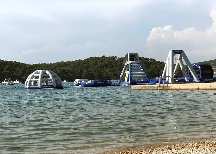 Mobilehome Ive U. Slavka * Jezera